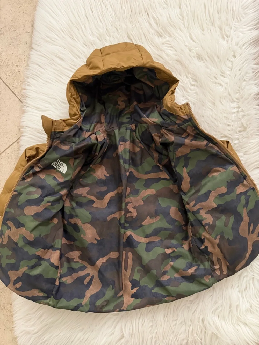 The North Face KIDS' REVERSIBLE PERRITO HOODED JACKET 4T